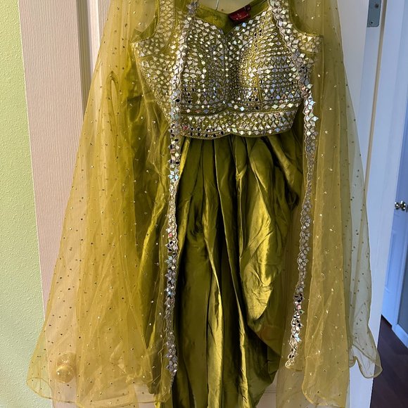 Designer Choli Lehenga - Green Wedding Outfit - Picture 1 of 7